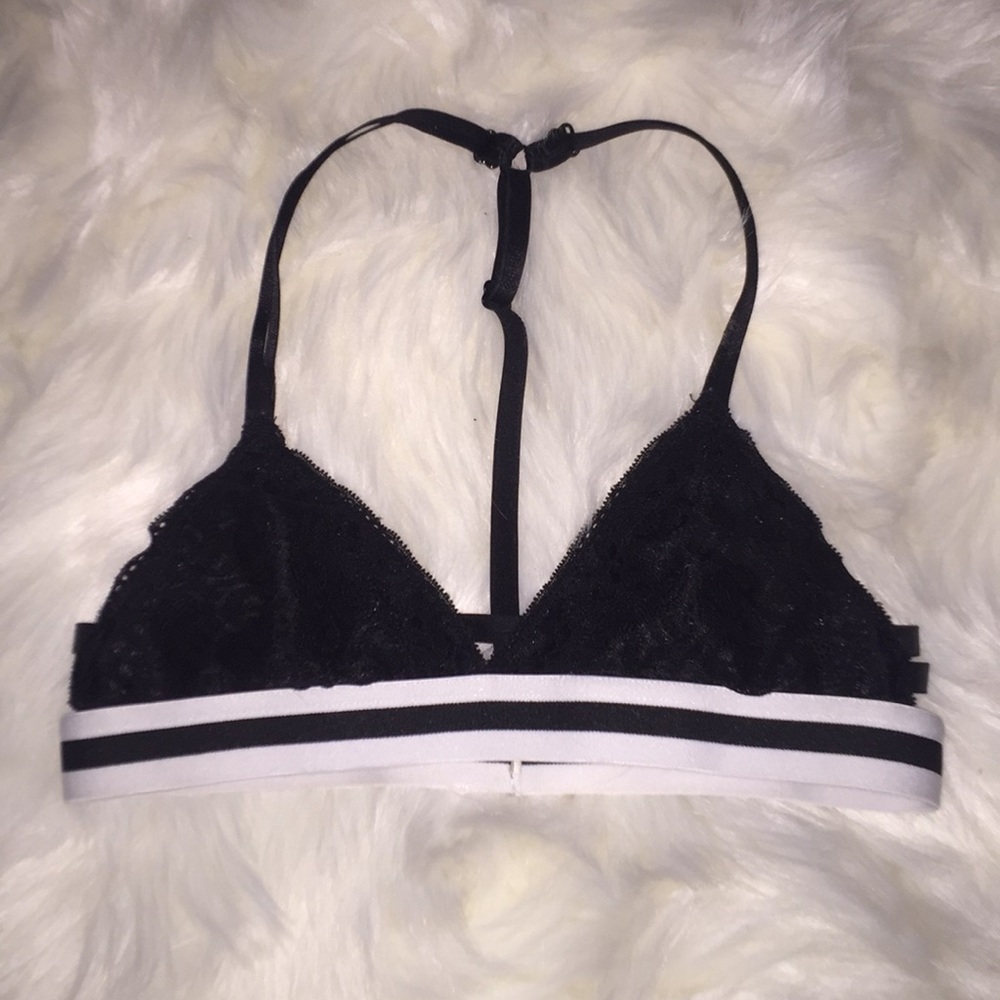 Small black laced bralette